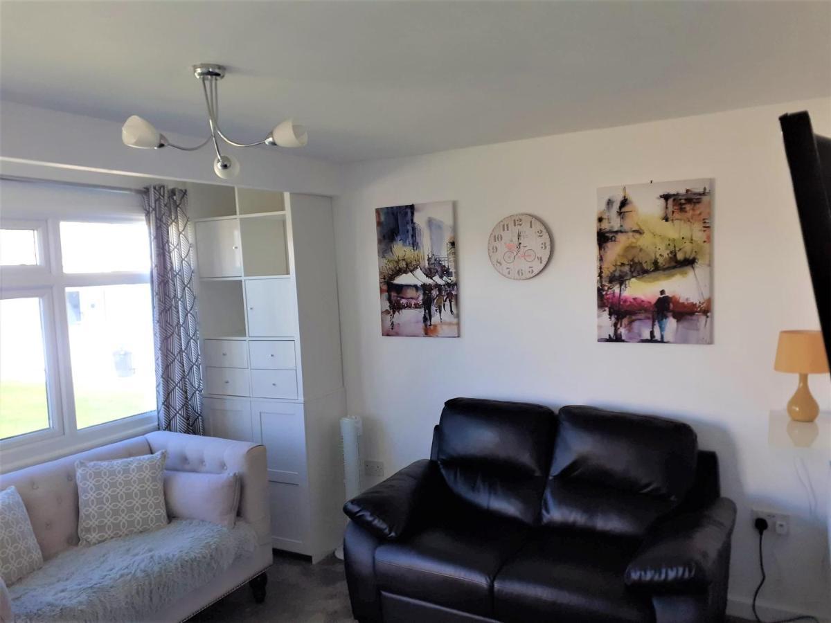 Fabulous 2 Bedroom Dog Friendly Chalet 5 Min Walk To Beach, Nr Gt Yarmouth & Norfolk Broads Scratby Luaran gambar